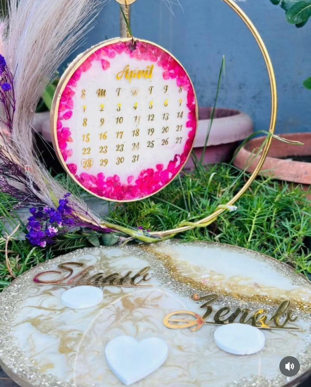 Personalized Resin Engagement Calendar Keepsake
